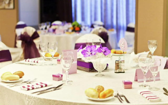 Bucharest Unirii Square