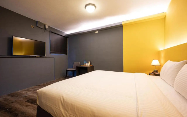 Yilan East Motel