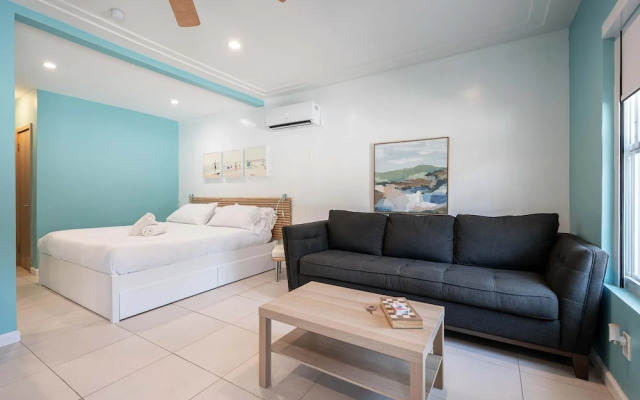 Casa Del Mar Deluxe Studio 2