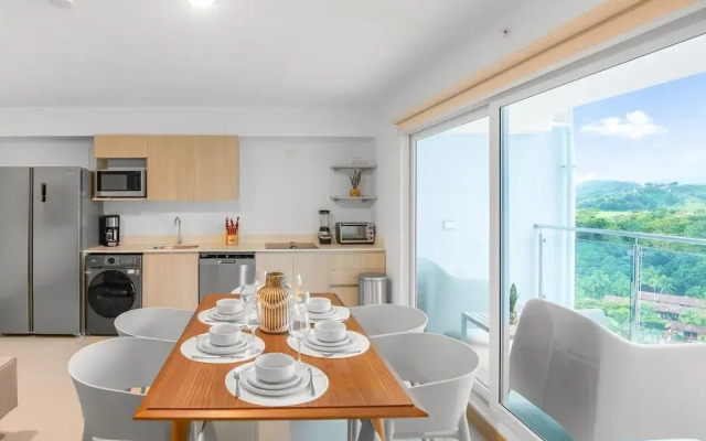Brand New 3BR Condo With Incredible Views