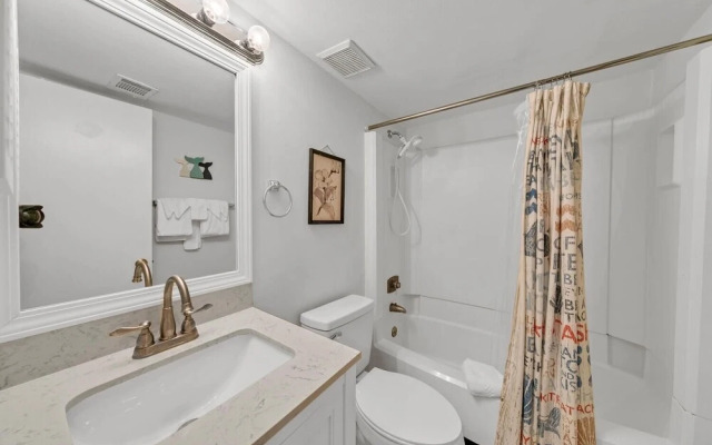 Golf Course 93d 3 Bedroom Condo by Redawning