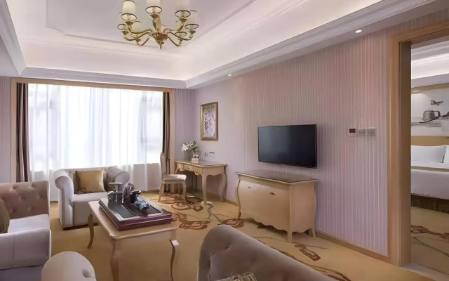 Vienna International Hotel (Nanning Langxi Metro Station)