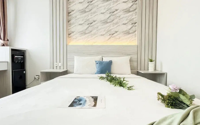 Modern Studio At Transpark Cibubur Apartment