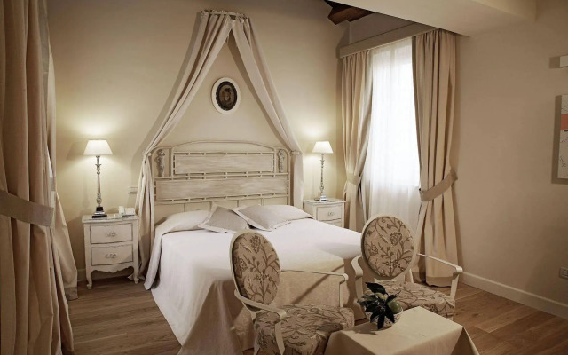 Hotel & Residenza 100 Torri