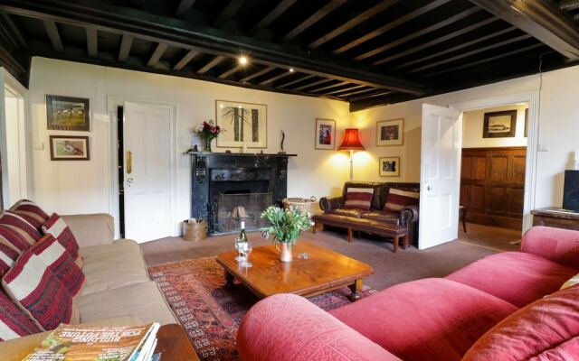 Middle Coombe Farm