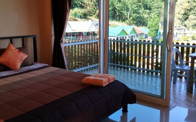 Phucheefah yodmanee Resort