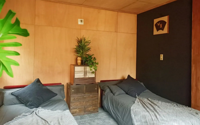 Hooting Owl Lodge