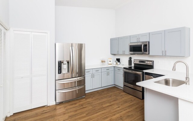 Celebrate at Club Cortile