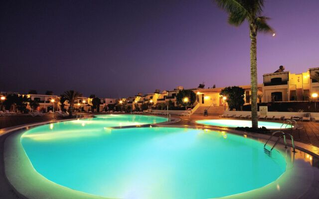 Plaza Palmeras Hotel