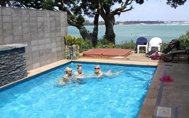Sea view guest house