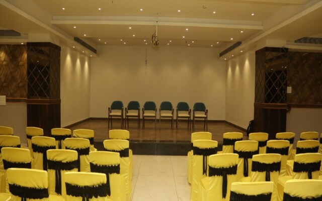 Hotel Poonam Residency