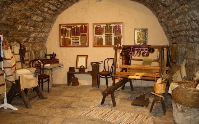 Seaview Apartment in Cavtat Dalmatia With Garden