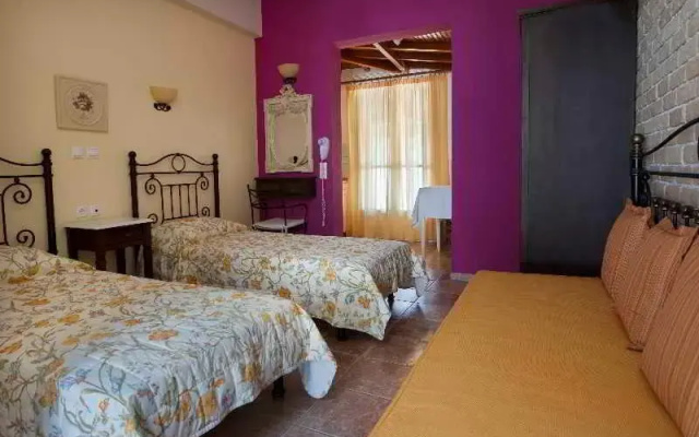 Pansion Kaloyiannis