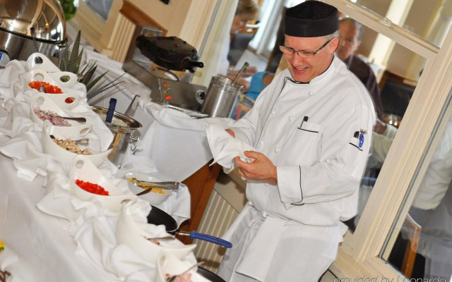 Hotel Eldorado at Eldorado Resort