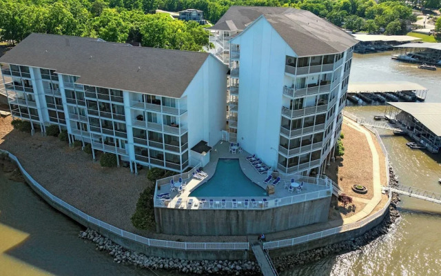 Seascape Cove Waterfront!