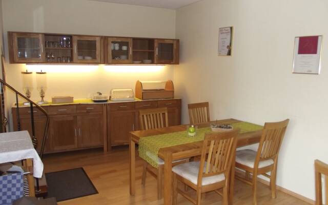 Weingut & Gästehaus Kaufmann-Schneider