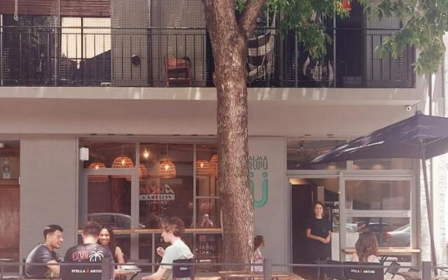 Play Hostel Soho