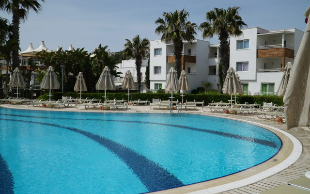 Armonia Holiday Village & Spa