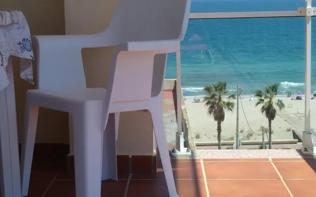 Ada Neptuno Playa Apartamento