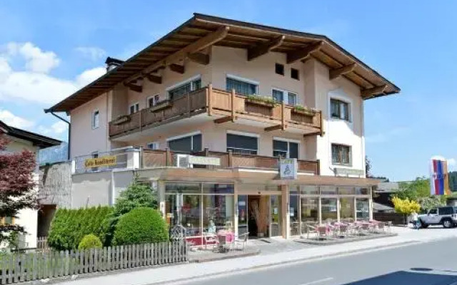 Pension Schenkenfelder