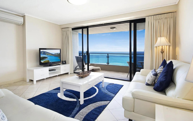 Clubb Coolum Beach Resort