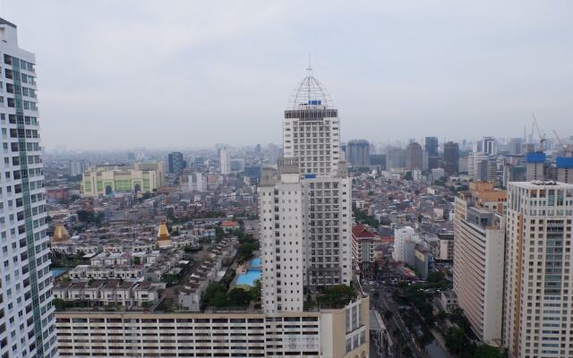 Best Price 2BR Thamrin Residences Apartment in Strategic Area