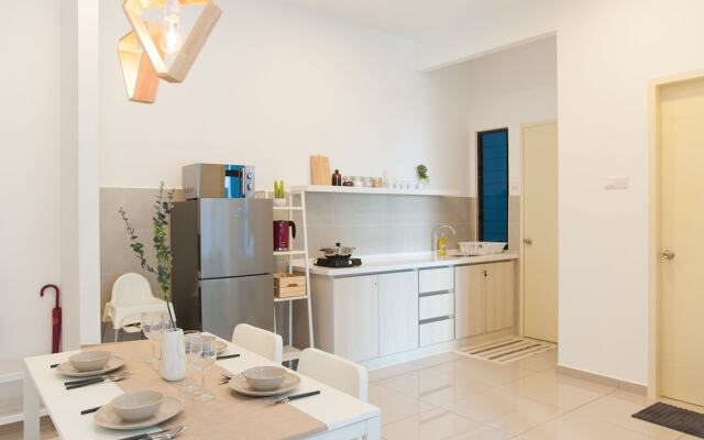 A1 BEST Atlantis Family Suites-4-6pax-Jonker Melaka