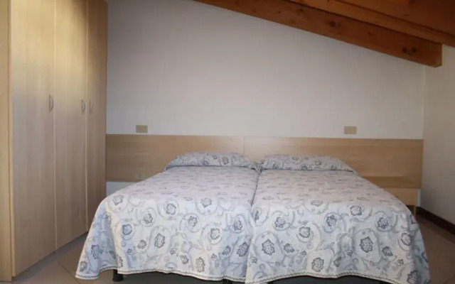 Dainese Apartments, Casa Ester