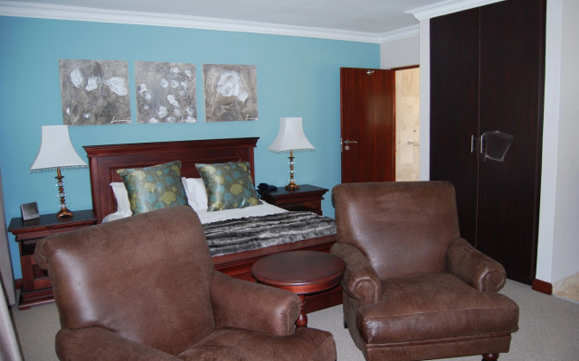 Sunninghill Guest Lodge