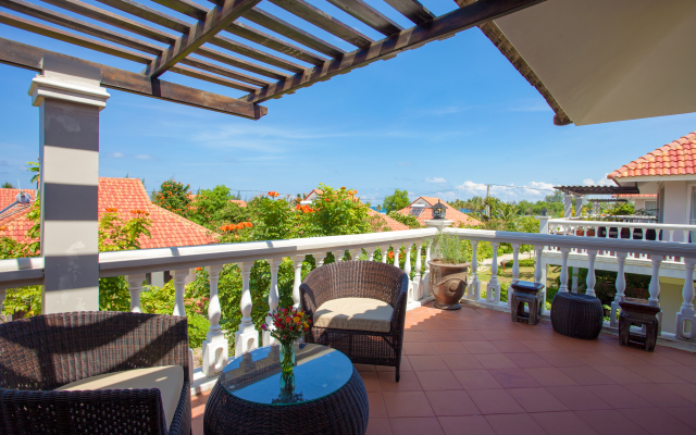 Mercury Phu Quoc Resort & Villas Hotel