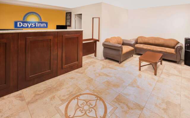 Days Inn by Wyndham Ontario Airport