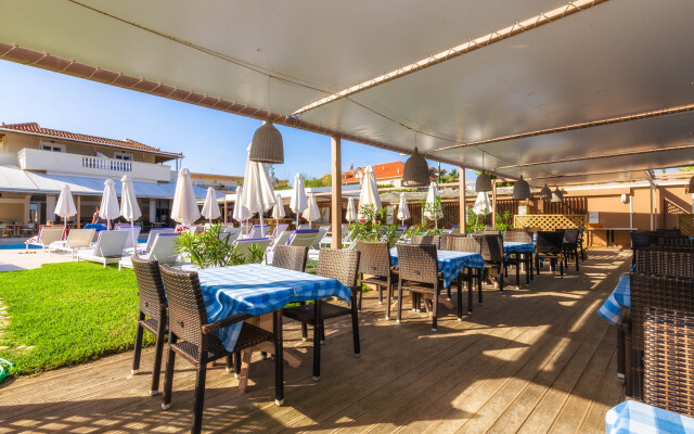 Iakinthos Tsilivi Beach