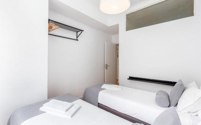 Feel Porto Stylish Flat II