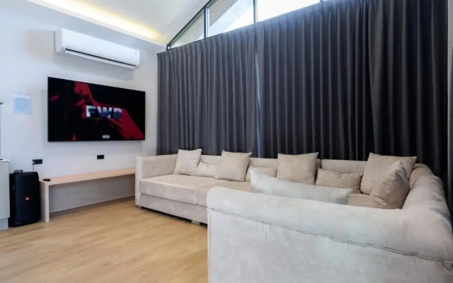 Six elements pool villa khaokho