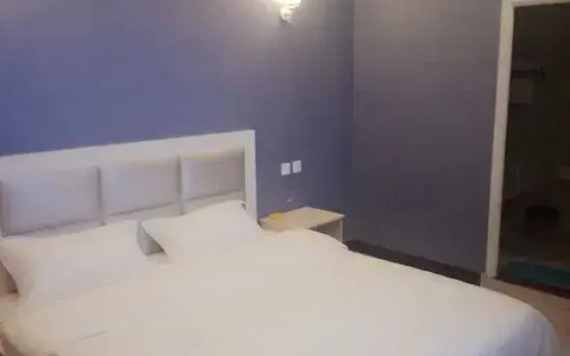 Hebi Xingyu Business Hotel