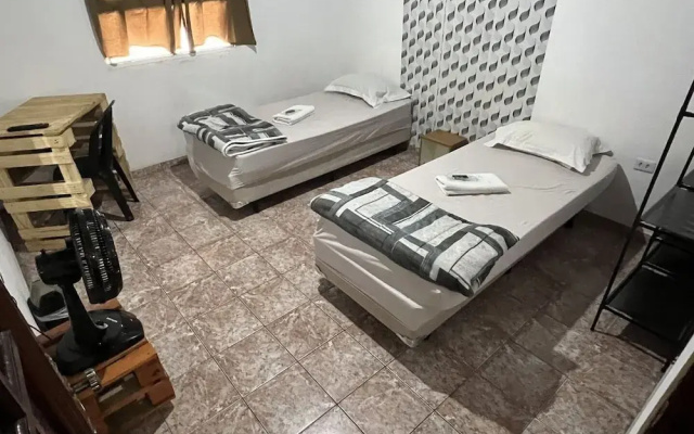 Haja Luz Pousada em Itaquaquecetuba