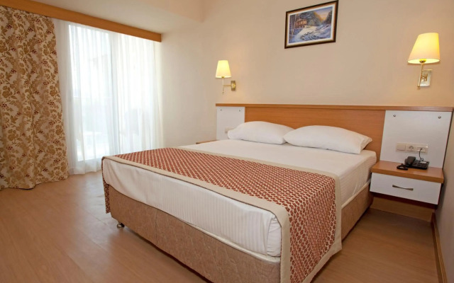 Aes Club Hotel