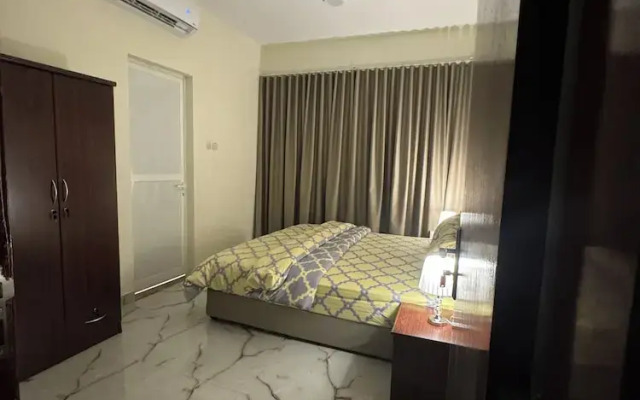 Furnished Private Studio Apartments near Union Metro Station
