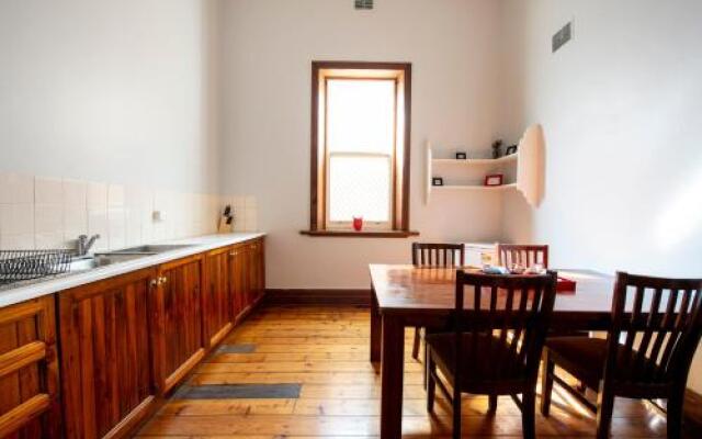 City Centre Motel Hotel