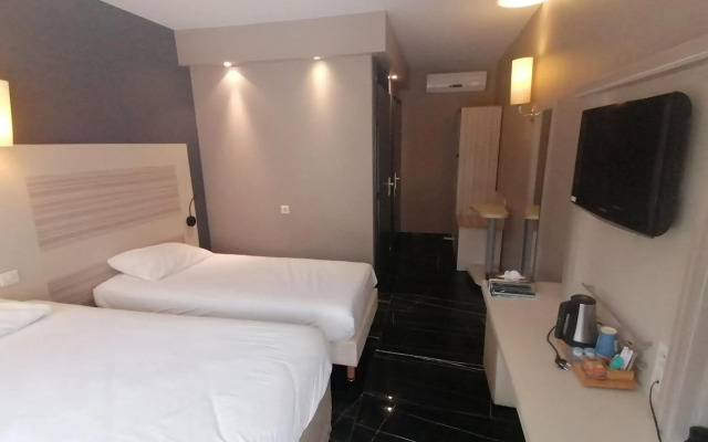 Hotel Kyriad Toulouse Sud - Roques