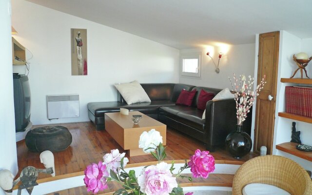 very comfortable house, located between Raissac and Canet d'Aude