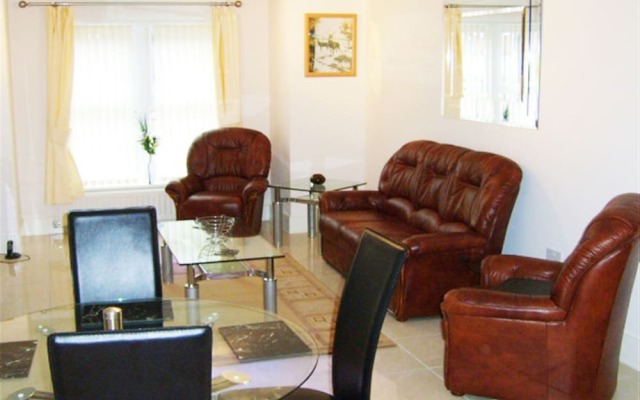 The Worsley Exclusive 2 Bed Apartment W