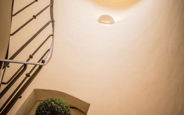 President Boutique Apartment