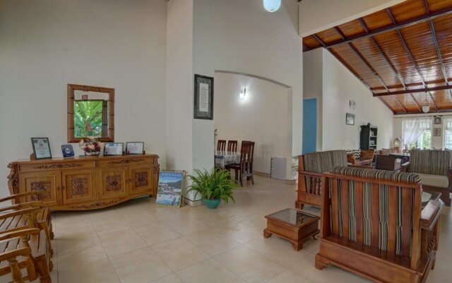 Hanthana Holiday Rooms