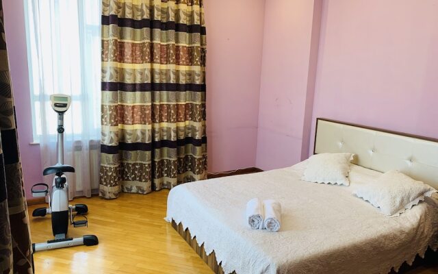 Cosy Apartment with 3BDR & 2 BTH