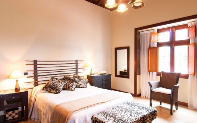Villa for 10 in Gran Canaria Near Arucas Village