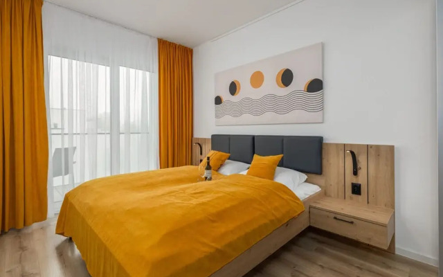 Apartment Spadochroniarzy by Renters