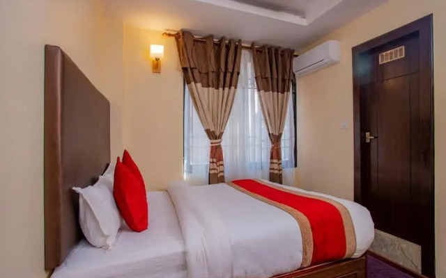 OYO 172 Hotel Deepshree