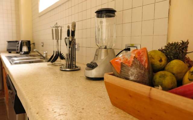 Presidents full, Knocking on Cuba