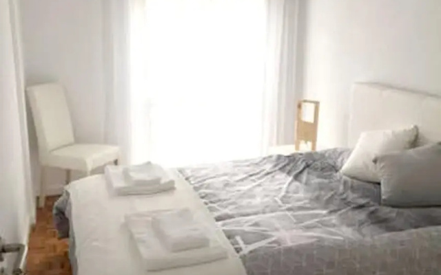 Apartment with 3 Bedrooms in Cotovia, with Wifi